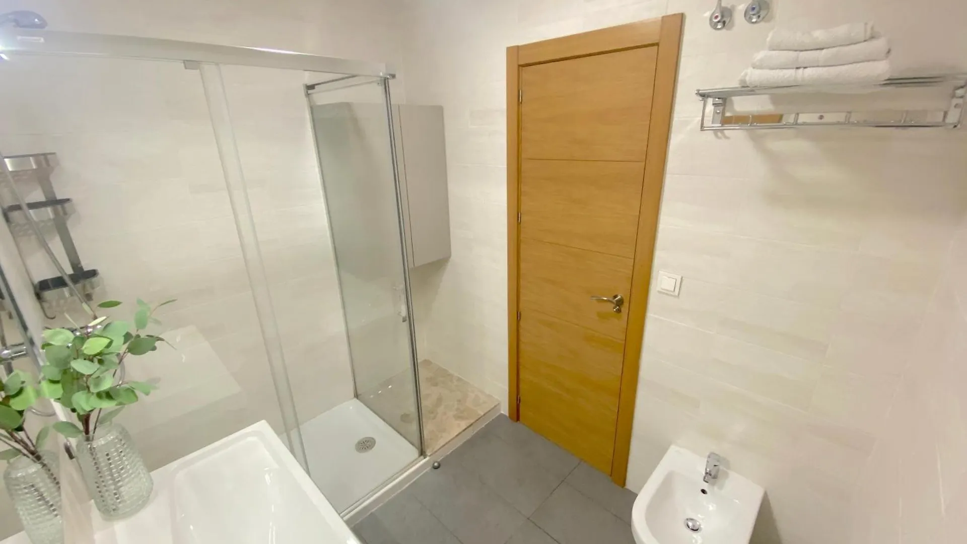 Premium Serenity Rooms Seville Apartment