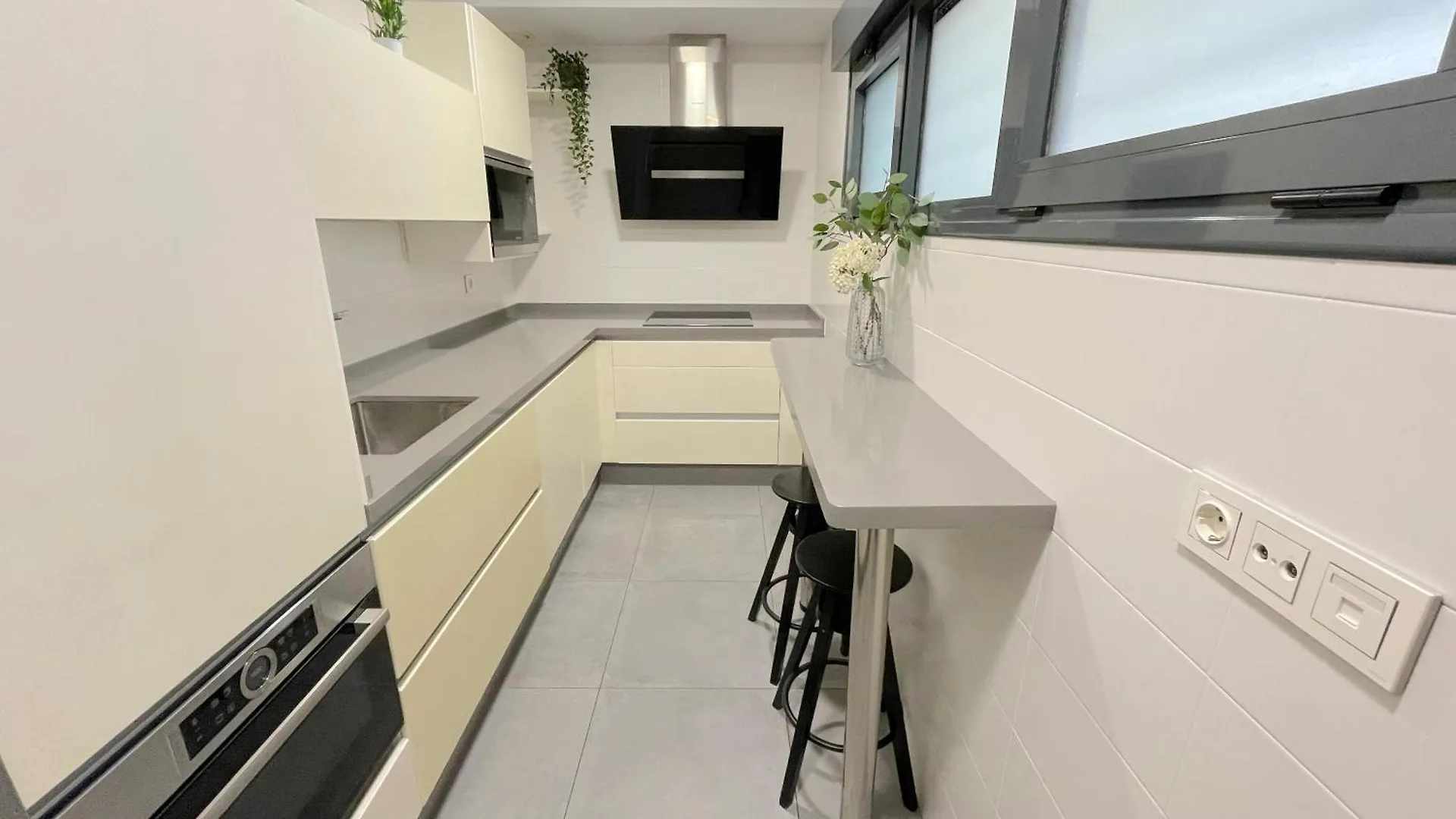Premium Serenity Rooms Seville Apartment