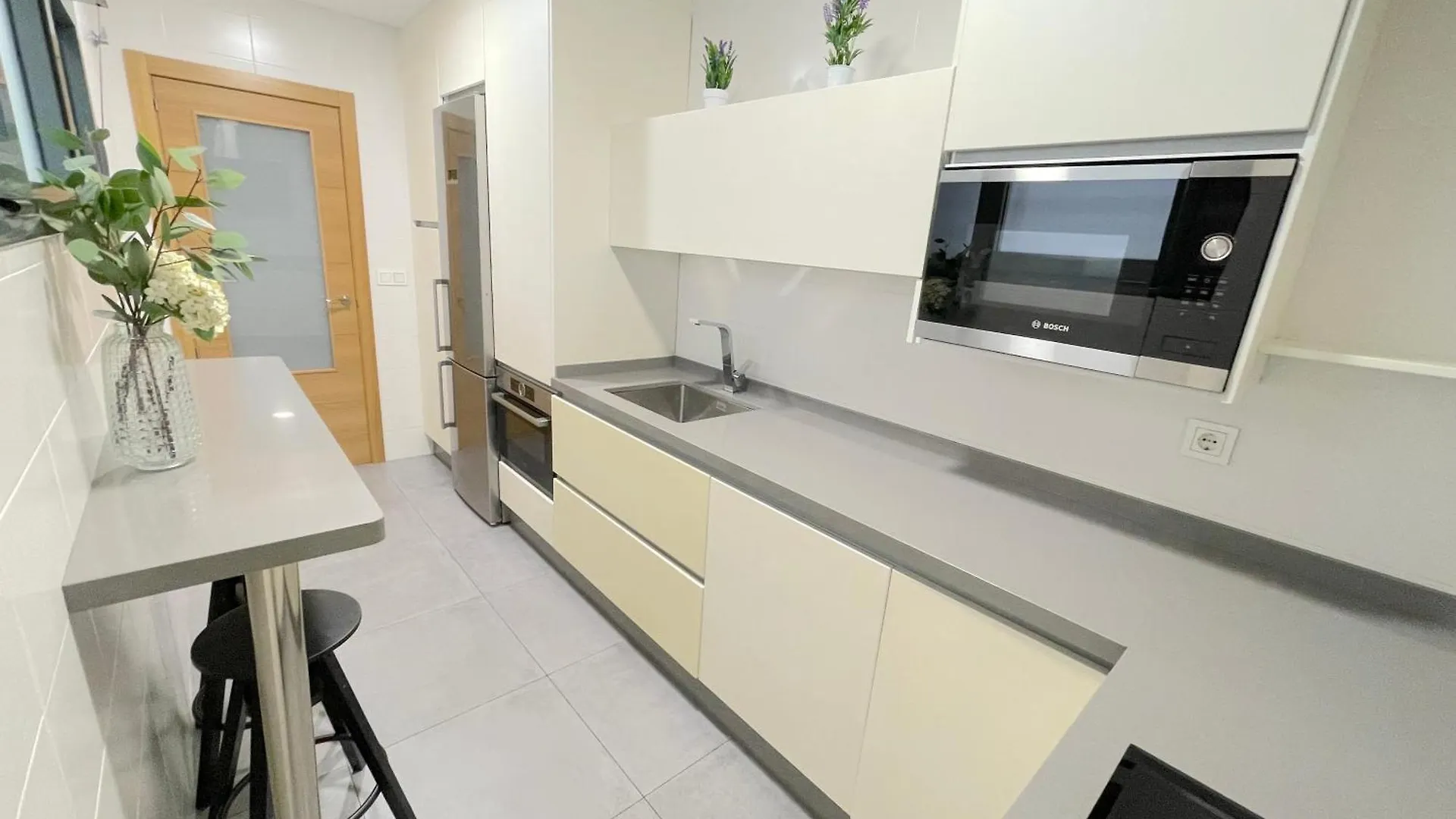 Premium Serenity Rooms Seville Apartment