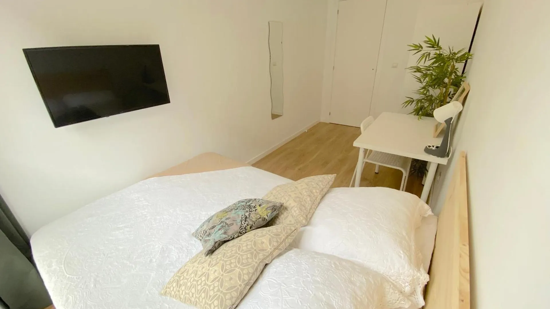 Premium Serenity Rooms Sevilla 0*,  Spanien